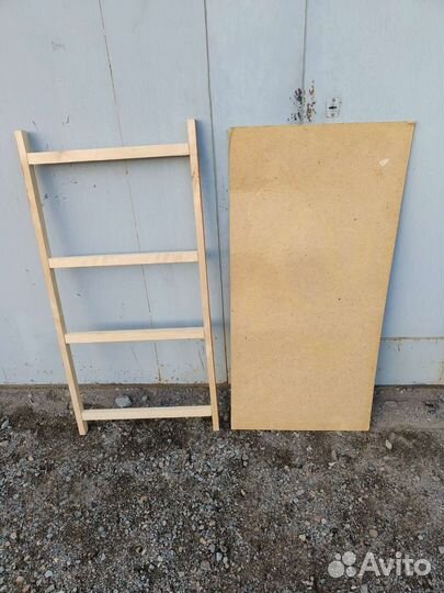 Детская кроватка с маятником