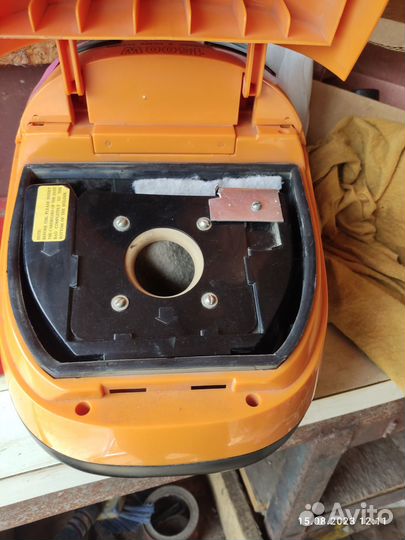 Продаю пылесос