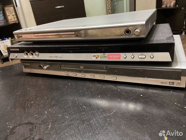 Продам dvd плеер