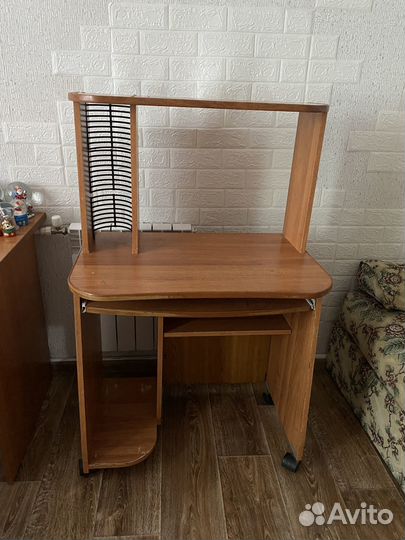 Компьютерный стол б/у