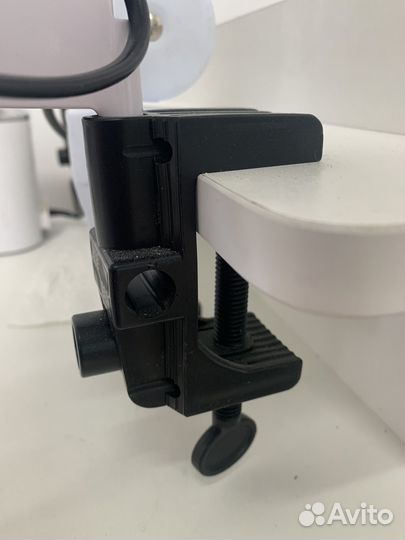 Лампа настольная для маникюра