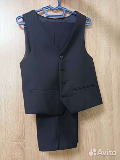 Школьный костюм