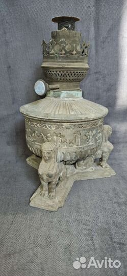 Керосиновая лампа старинная