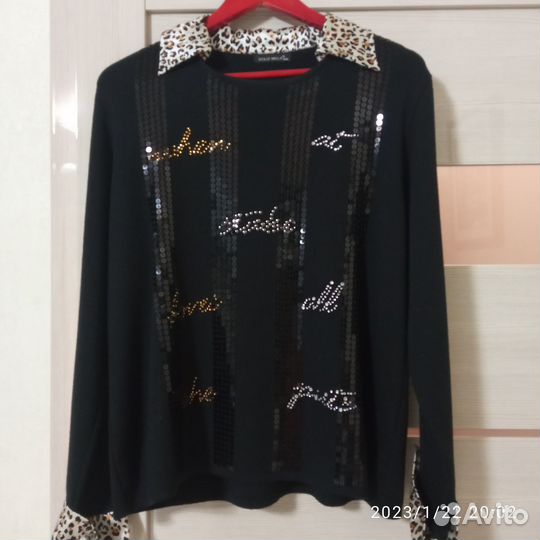 Кофта трикотажная