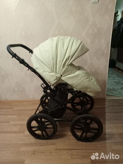 Продам коляску indigo