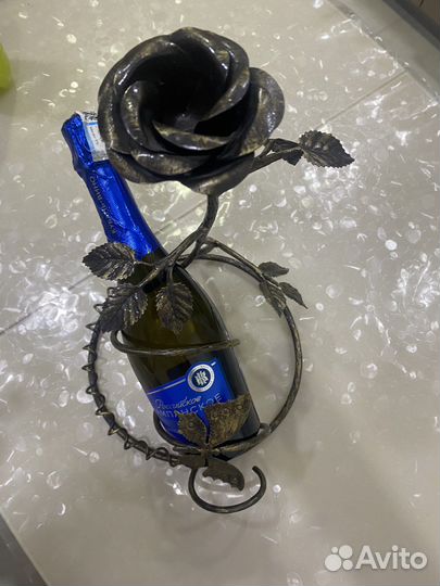 Кованая роза(подставка под шампанское)