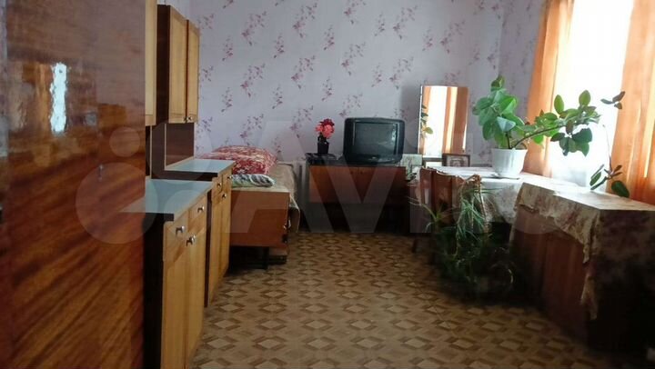 Дом 29,3 м² на участке 6 сот.