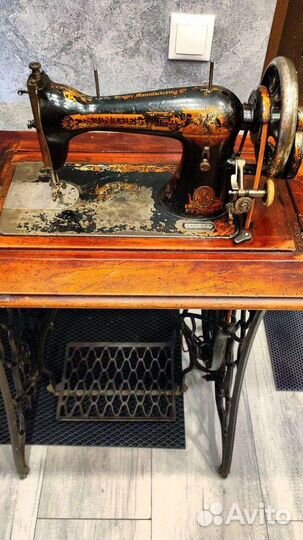 Швейная машина зингер Singer
