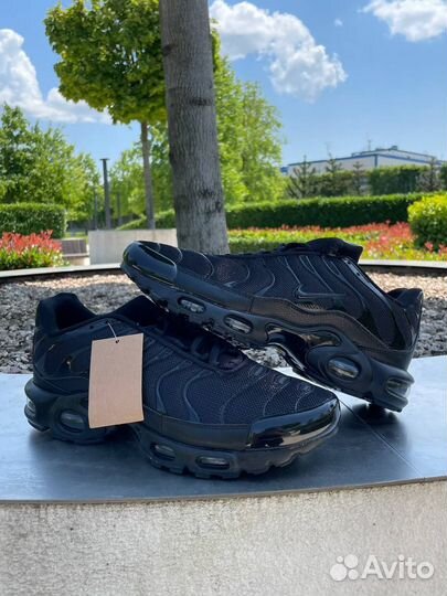 Nike Air Max Tn Plus Ultra all black