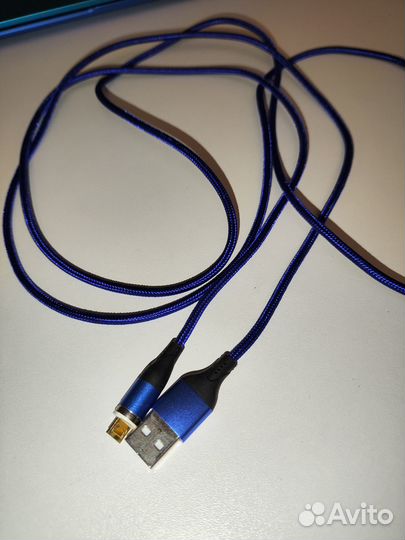 Кабель для зарядки и передачи данных в магнитным