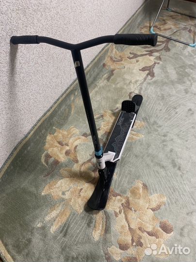 Самокат-снегокат