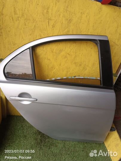 Дверь задняя правая Mitsubishi Lancer 10