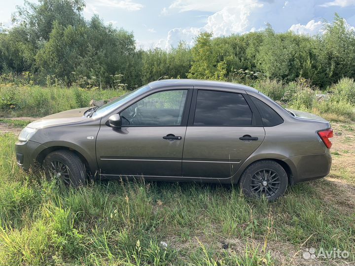 LADA Granta 1.6 МТ, 2017, 119 000 км