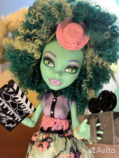 Кукла Ханни Свомп монстер хай