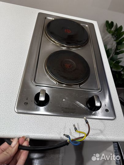 Плита электрическая встроенная с тумбой