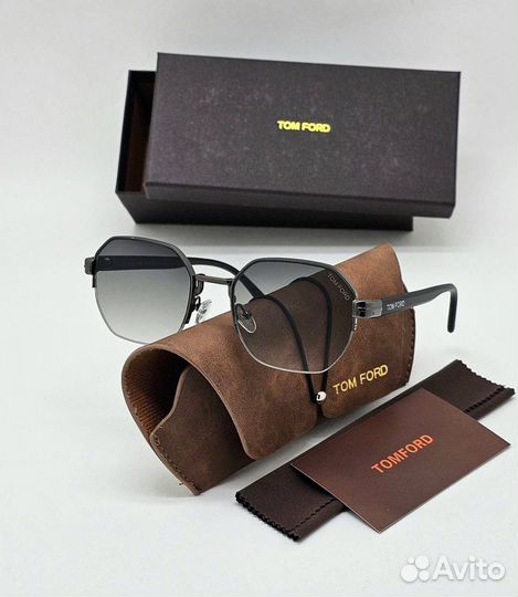 Солнцезащитные очки tom ford