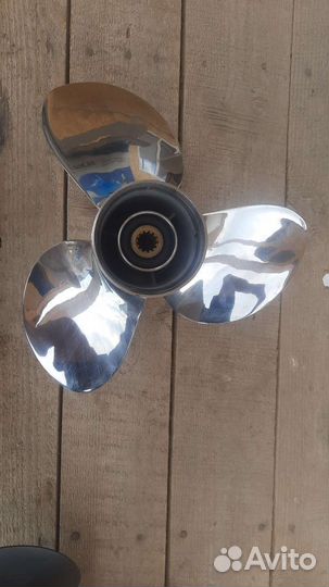 Винт для лодочного мотора