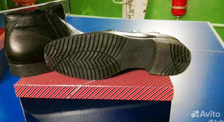 Мужские зимние ботинки 46р