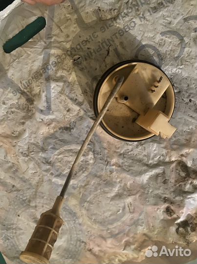 Верхняя крышка топливного насоса Nissan Primera (P