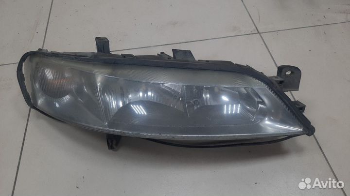 Фара передняя правая Opel Vectra