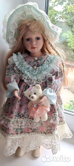 Кукла фарфоровая remeco collection