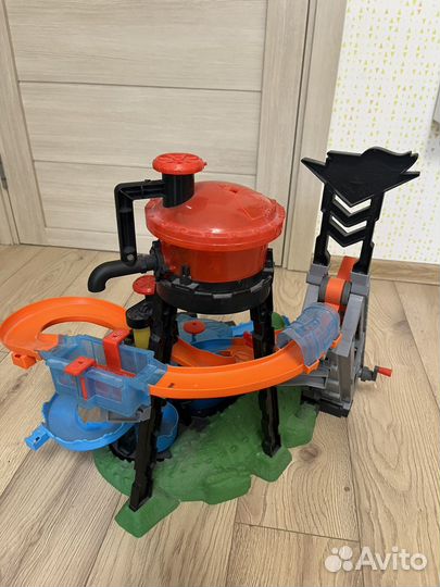 Hot wheels невообразимая автомойка