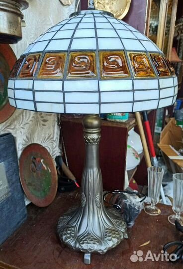 Настольная лампа Tiffany