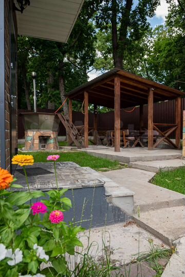 Дом 75 м² на участке 5 сот.