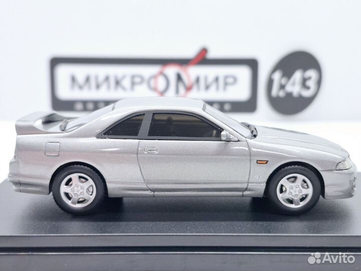 Модель Hi-Story 1/43 Nissan Skyline R33, Серебро