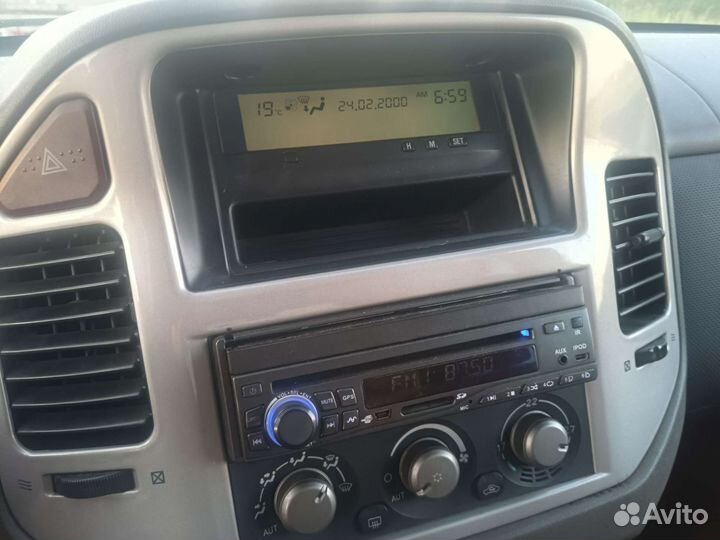 Mitsubishi Pajero 3.2 AT, 2006, 195 000 км