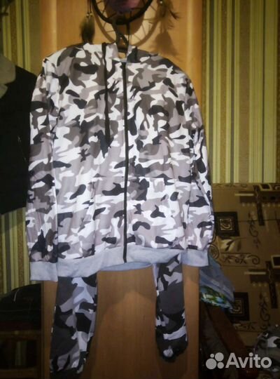 Спортивный костюм мужской новый 48-50