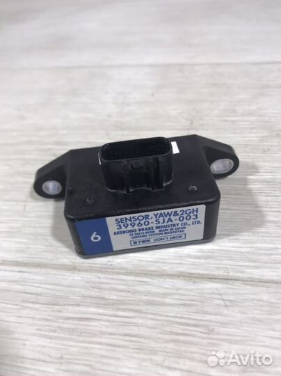 Электронный блок на Honda stepwgn spada RK5