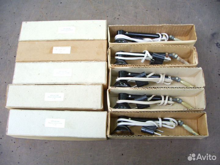 Лампа из комплекта радиоприемника Р-326м