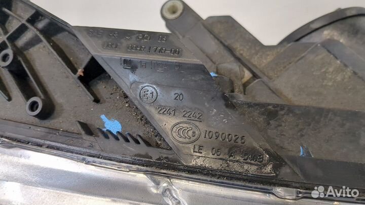 Фара (передняя) правая Mercedes CLC