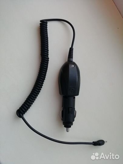 Автомобильная зарядка для телефона nokia