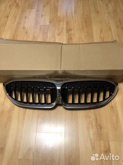 Решетка радиатора BMW 320d