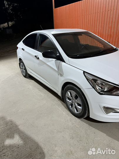 Hyundai Solaris 1.4 AT, 2015, 125 000 км