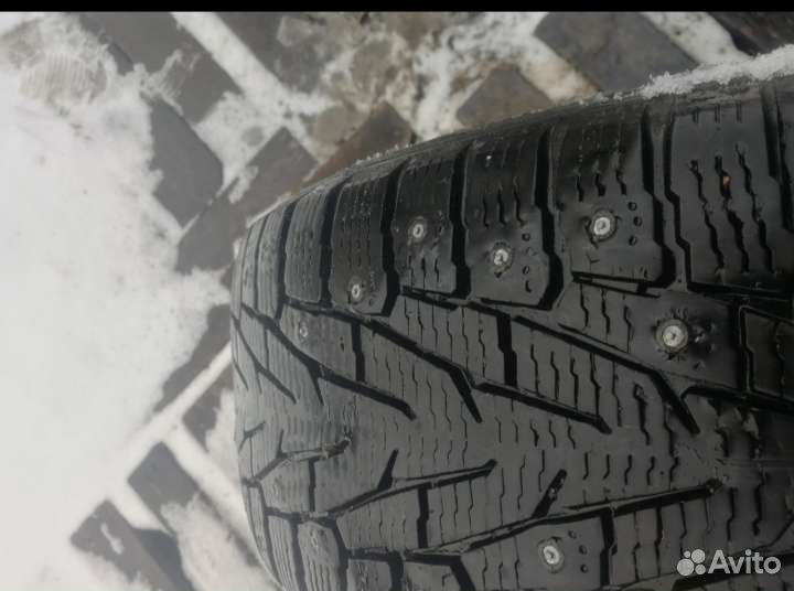 Nokian Tyres Hakkapeliitta 7 225/65 R17