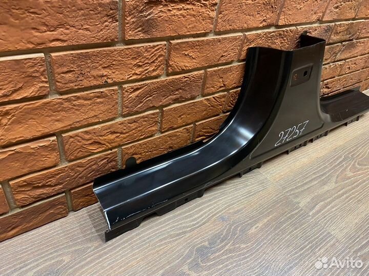 Б/У Б/У Порог правый Volvo XC90 2015 Новая деталь