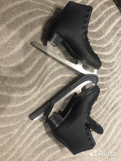 Коньки фигурные laval