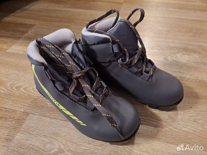 Лыжные ботинки decathlon новые 30 31 32