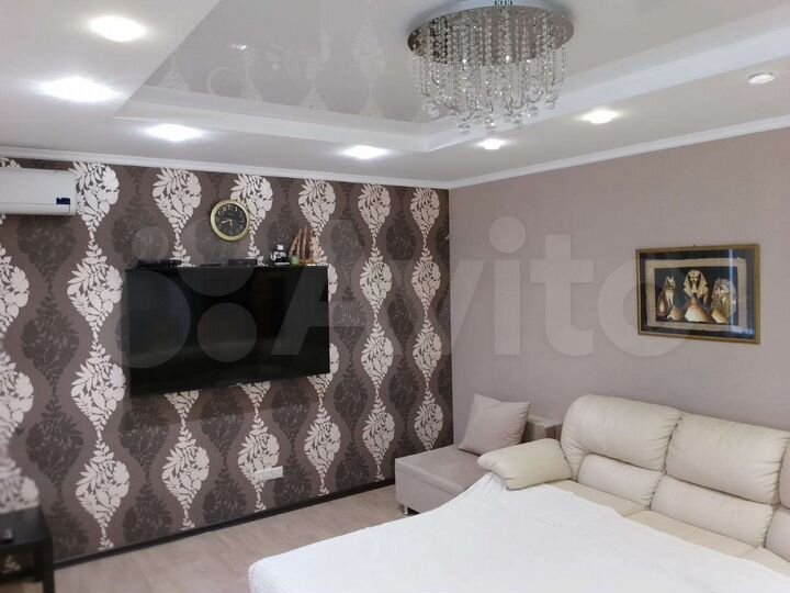 2-к. квартира, 75 м², 2/10 эт.