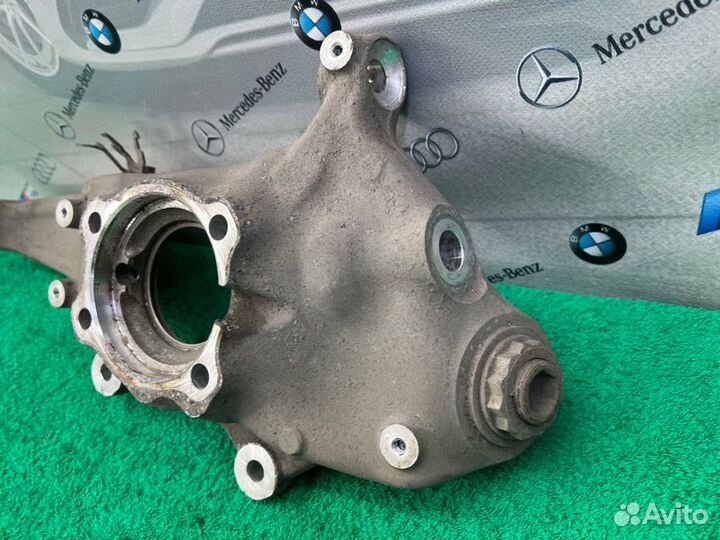 Кулак поворотный передний правый Bmw 5 G30 B47D20A