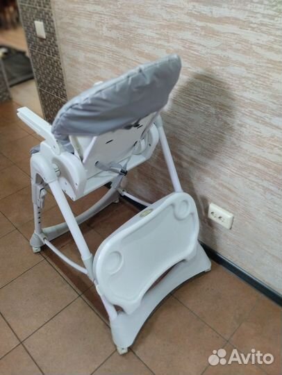 Стульчик для кормления с рождения