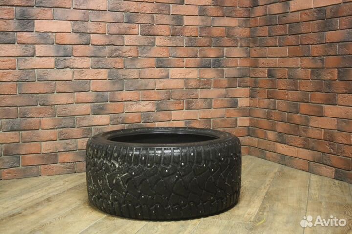 Pirelli Ice Zero 305/35 R21