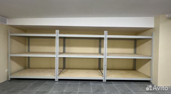 Металлический стеллаж