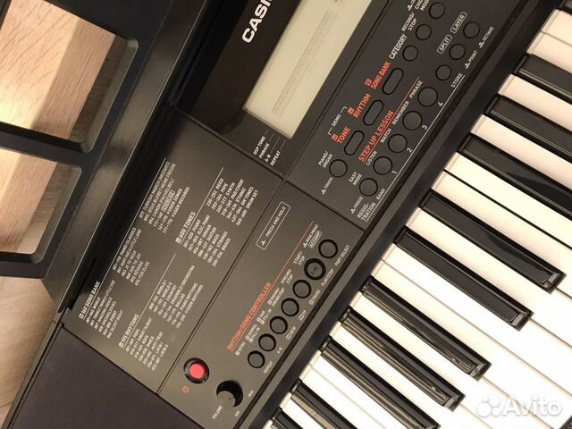 Синтезатор Casio CT-X700