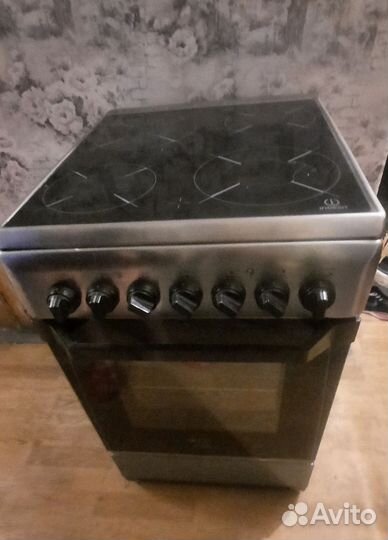 Плита электрическая стеклокерамика б/у