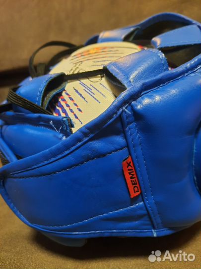 Боксерский шлем demix новый раз.L