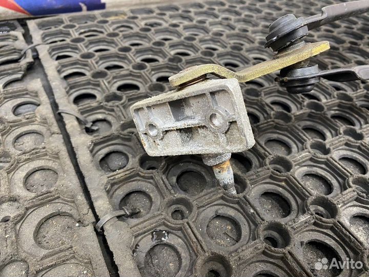 Трапеция стеклоочистителей Daf XF105, Daf XF95